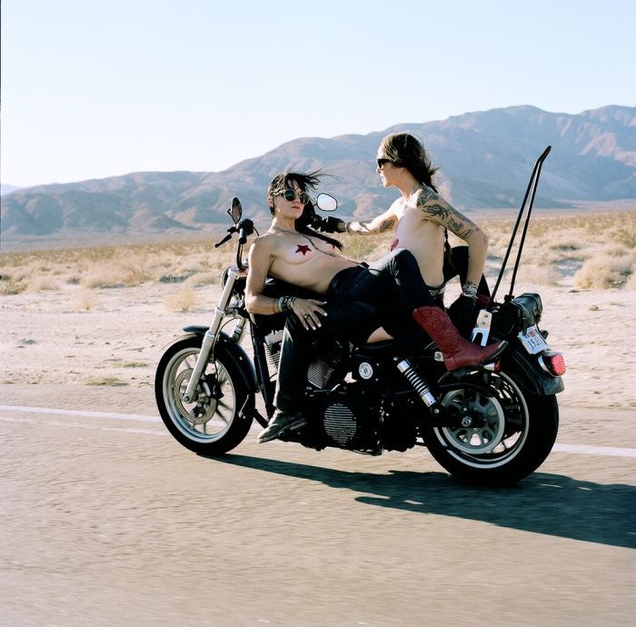 Girls on a motorcycle in Wutsunomiya
