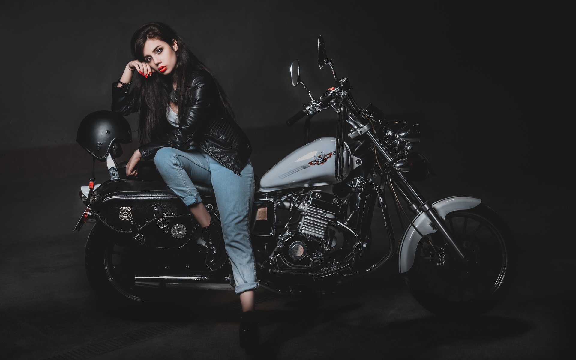 Biker girls: style and drive in Wutsunomiya