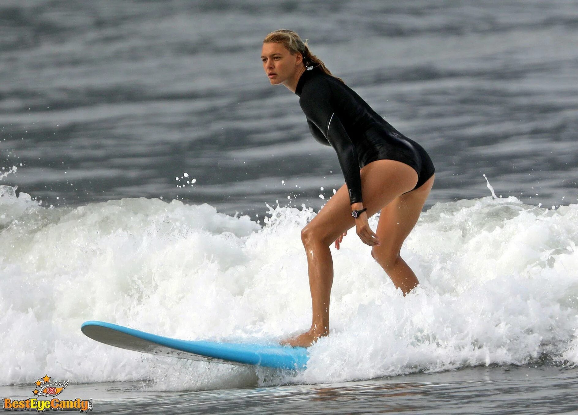Kelly Rohrbach underwear in Wutsunomiya