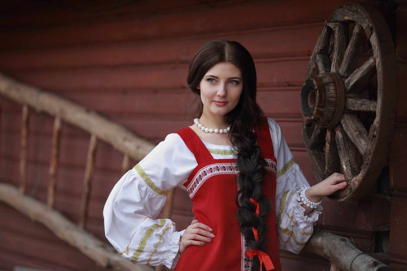 Girls in Slavic costumes in Wutsunomiya