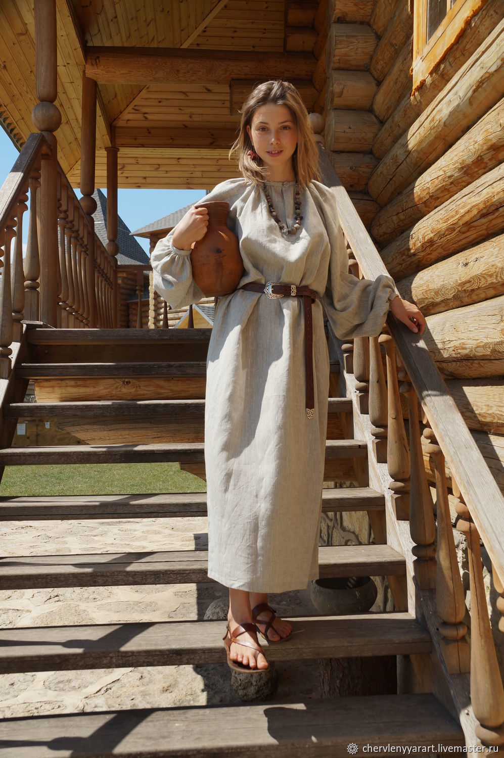 Girls in Slavic costumes in Wutsunomiya